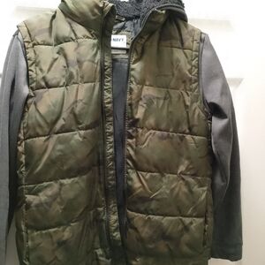Boys Camouflage Puffer Vest with Gray Sleeves